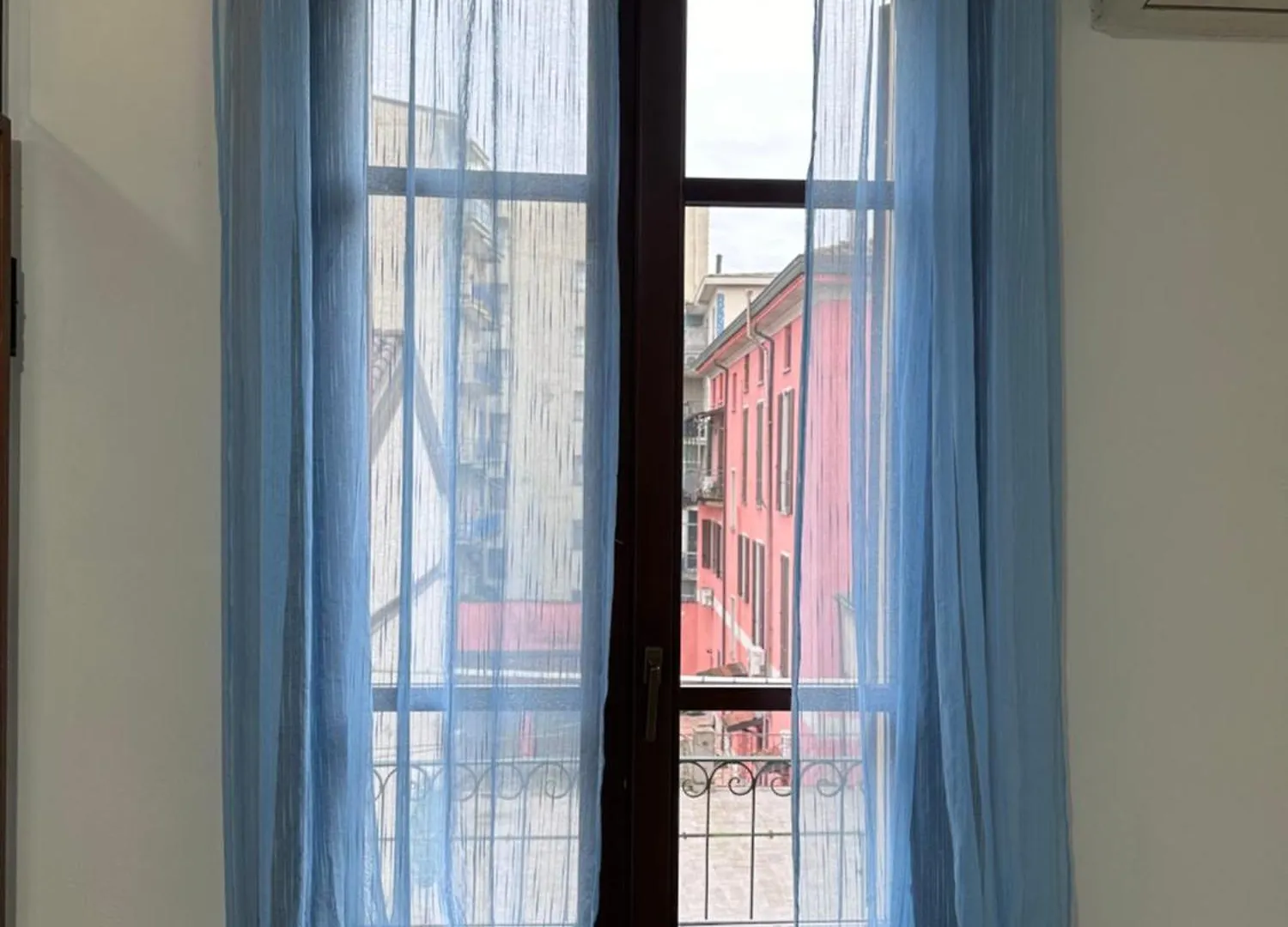 Dante4 Flat Appartement Cremona Italië